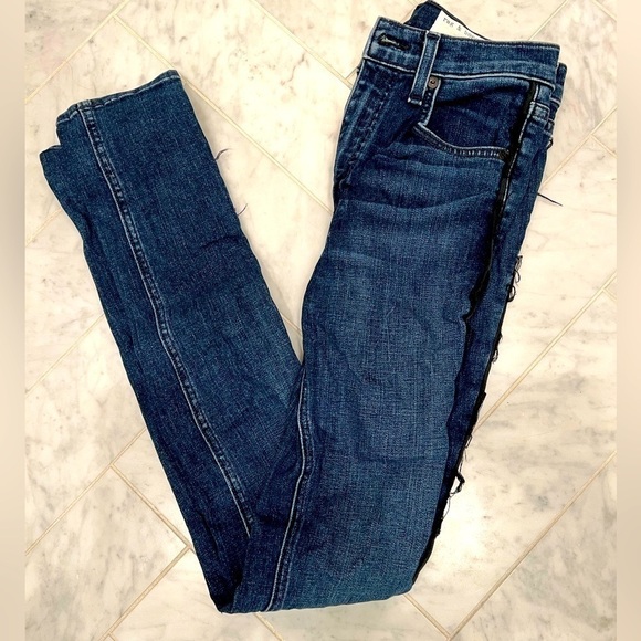 𝅺RAG & BONE 10 inch high rise skinny jeans with black piping down the side 23 - Picture 1 of 11